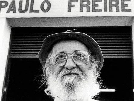 Paulo Freire, presente. Hoje e sempre