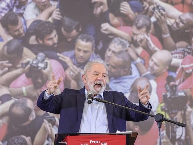 "Não há espaço para terceira via", diz Lula