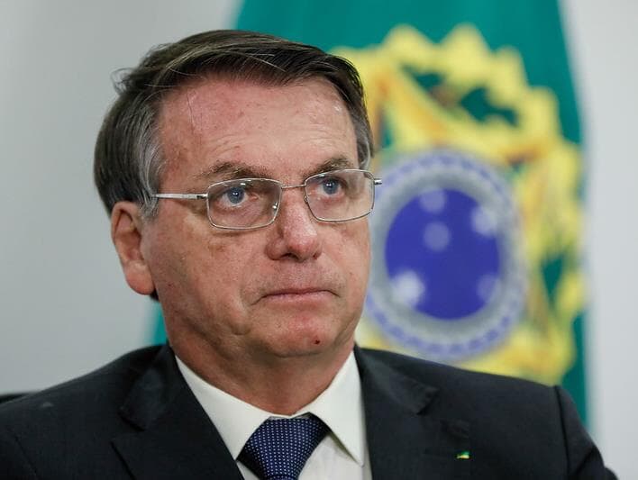 Bolsonaro recua e diz que ameaças foram feitas no "calor do momento"