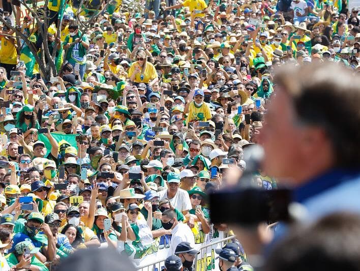 Ameaças de Bolsonaro ao STF dão margem a impeachment, diz vice da Câmara