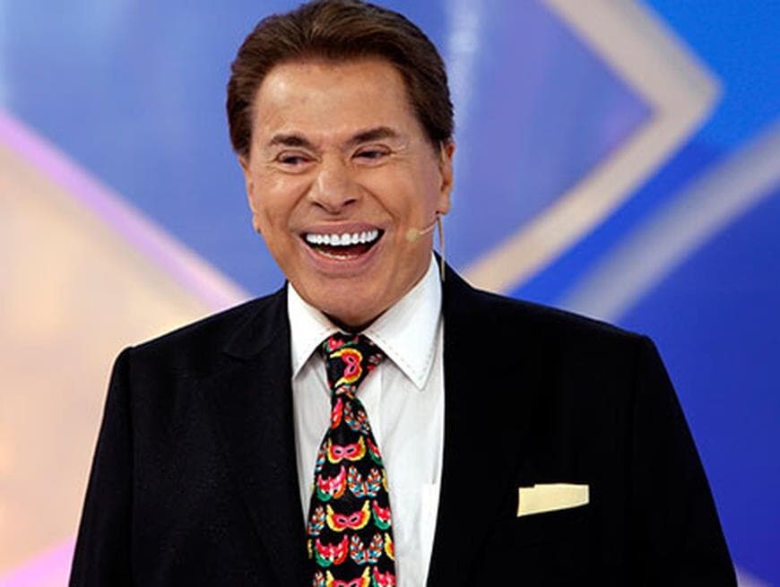 Silvio Santos recebe alta após ser internado com covid-19