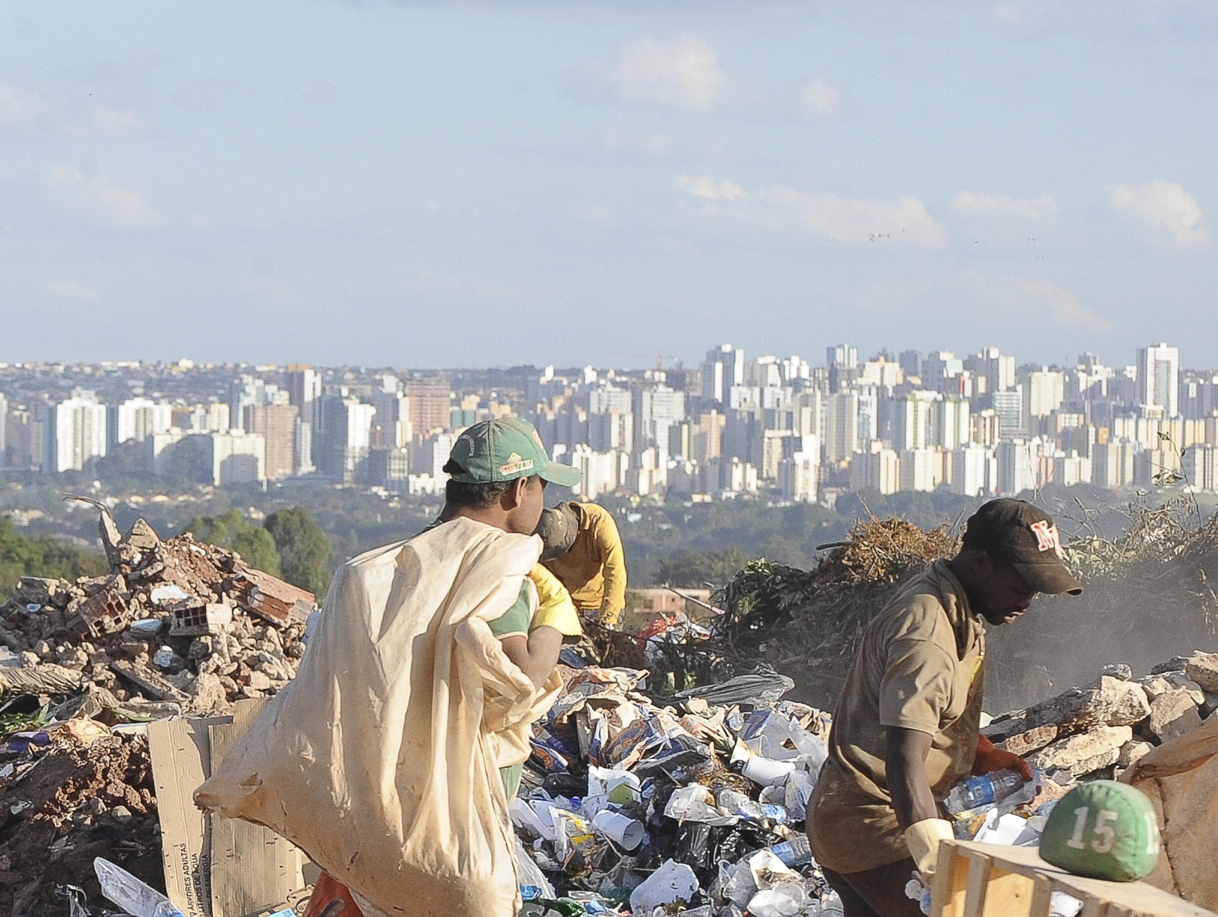 A construção interrompida da América do Sul