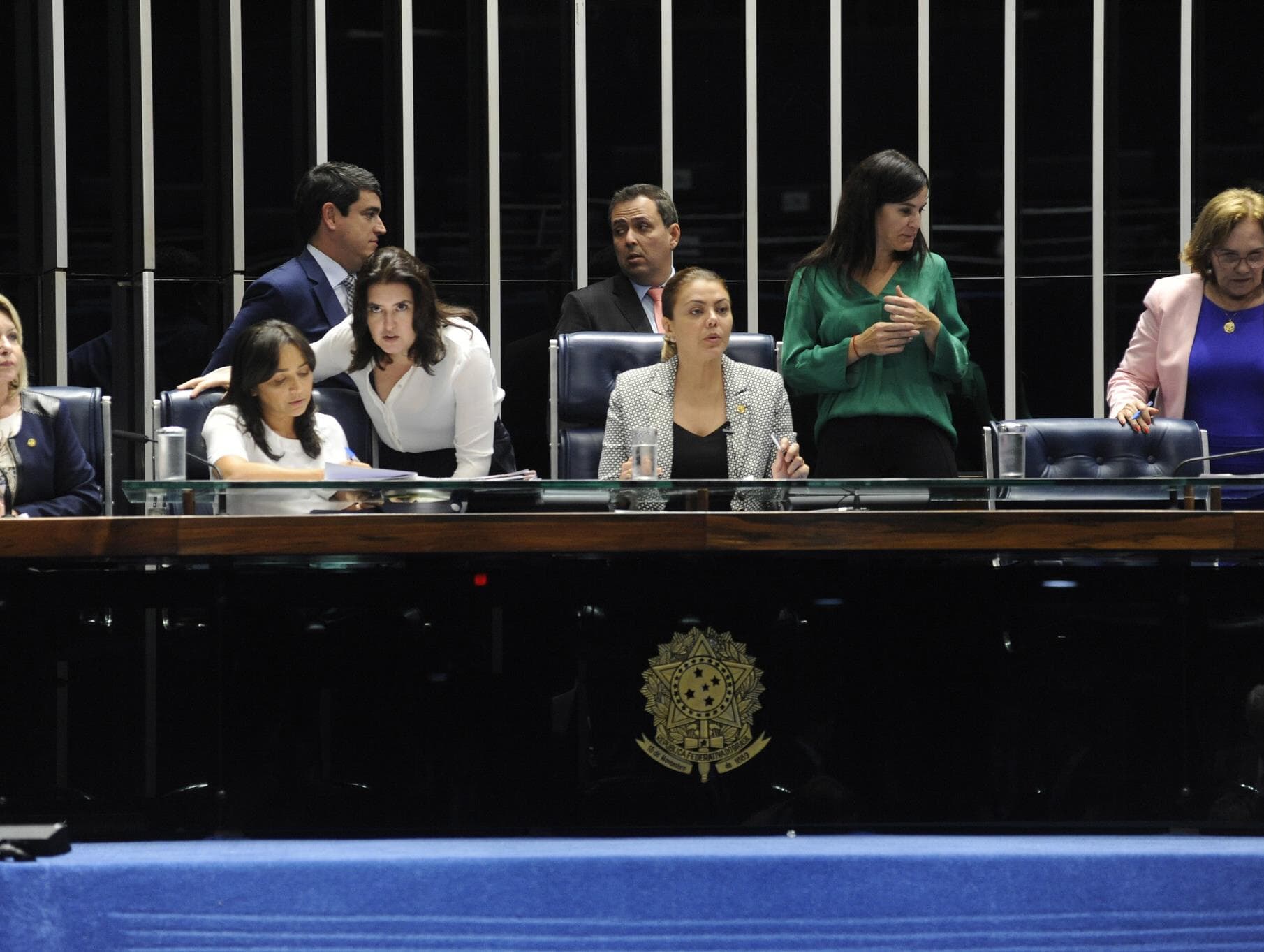 Sem representantes na CPI, senadoras fazem escala para acompanhar trabalhos