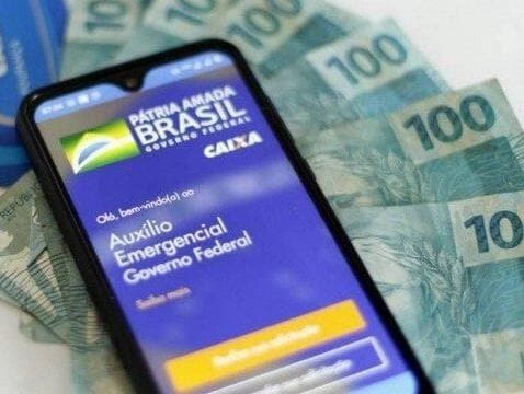 Auxílio emergencial: a guerra de narrativas que mata