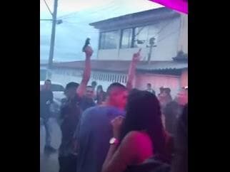 Vídeo: homens atiram para o alto em festa clandestina no Distrito Federal