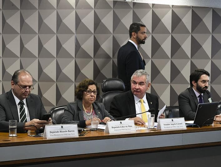 Com Centrão na base do governo, CPMI das Fake News não vai dar em nada, diz deputado