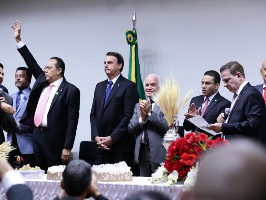 Exclusivo: bancada evangélica é fiel a Bolsonaro em 89% das votações