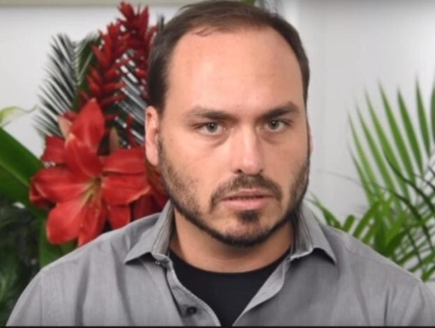 Carlos e Rogéria Bolsonaro já receberam R$ 122 mil do fundo eleitoral