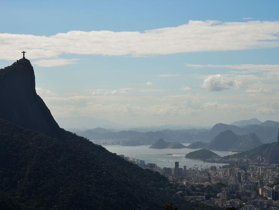 Primeiro dia de horário eleitoral para prefeito do Rio: quem é Glória?