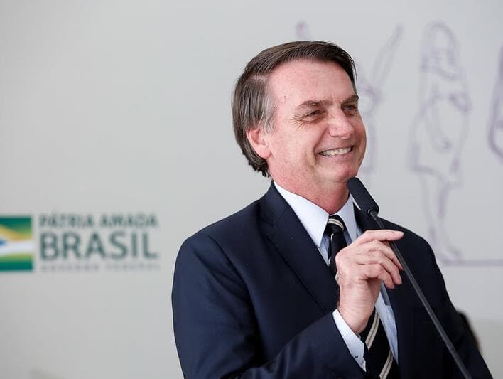 Bolsonaro diz que resolveu apostar "como se fosse um jogador" na cloroquina