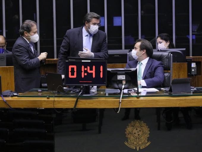 Vão ao Senado MPs que abrem crédito para ministérios e em favor do Turismo