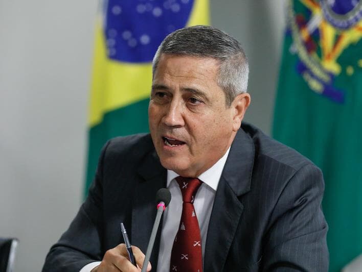 Ministro da Casa Civil está com covid-19, diz Secom