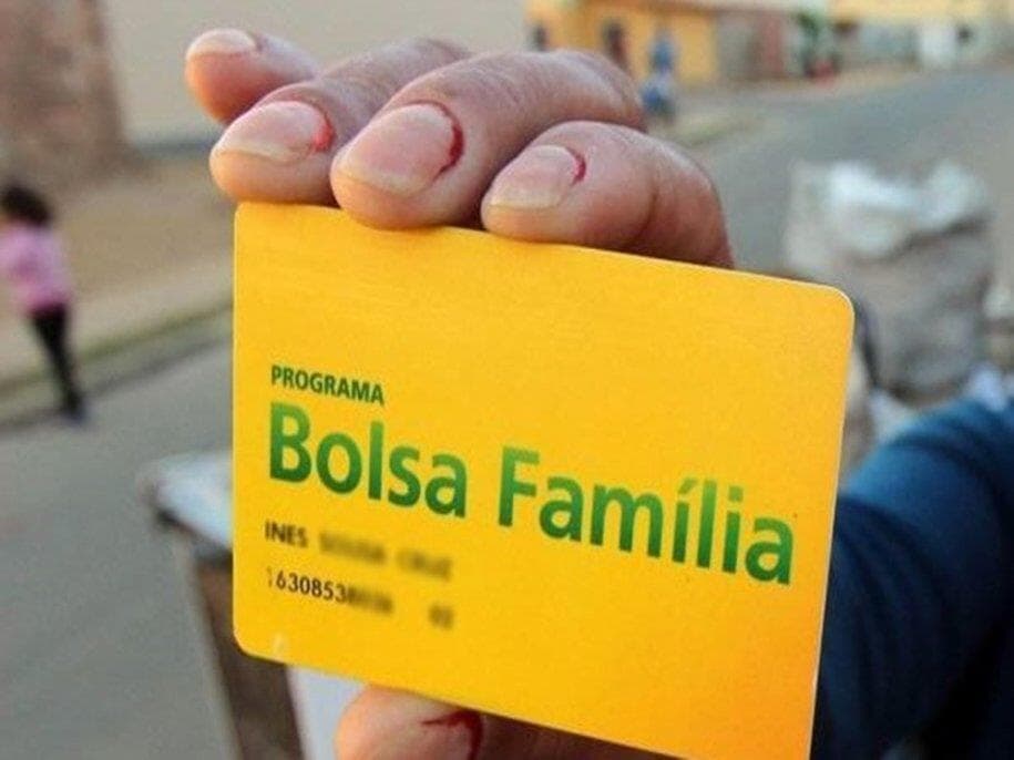 Governo amplia prazo para saque do Bolsa Família