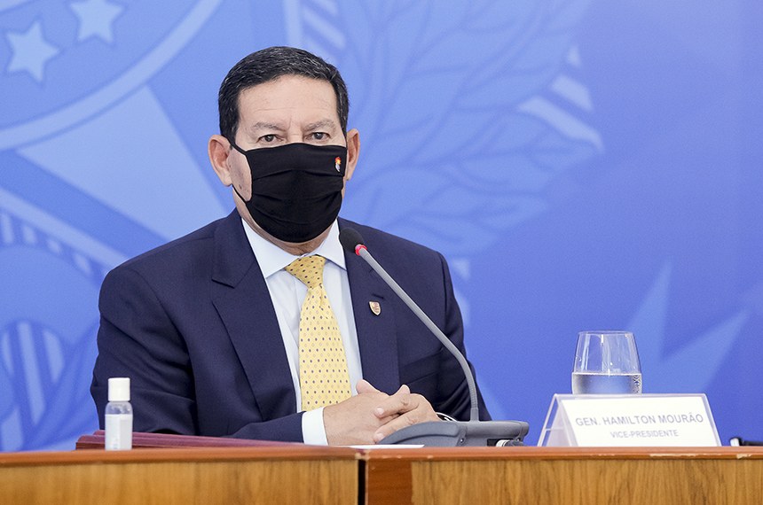 Mourão diz que estuda outras fontes de financiamento além do Fundo Amazônia