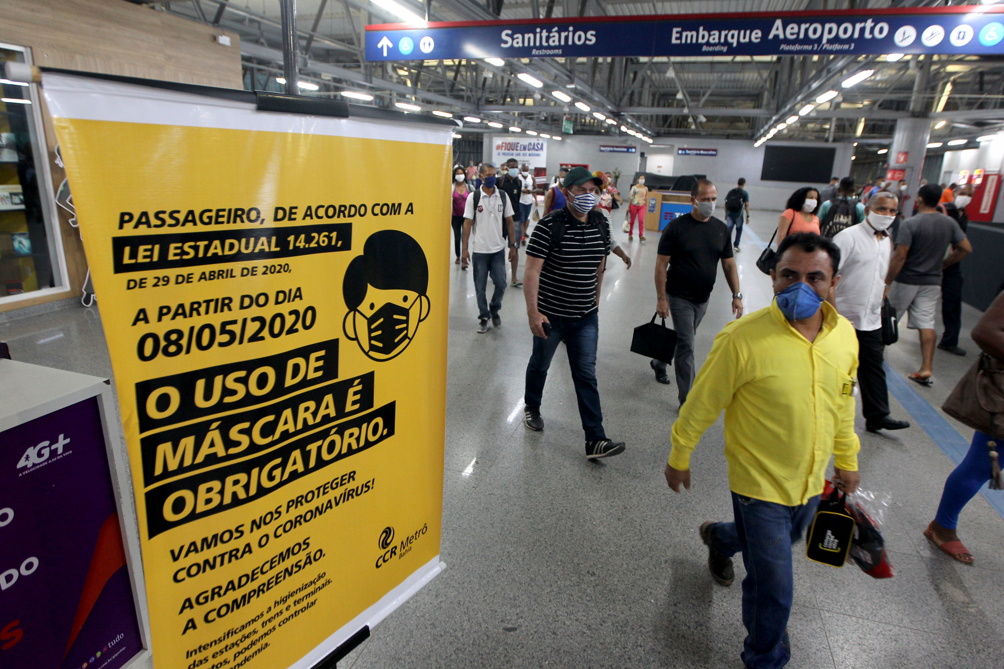 Bolsonaro amplia vetos à lei das máscaras e desobriga uso em presídios