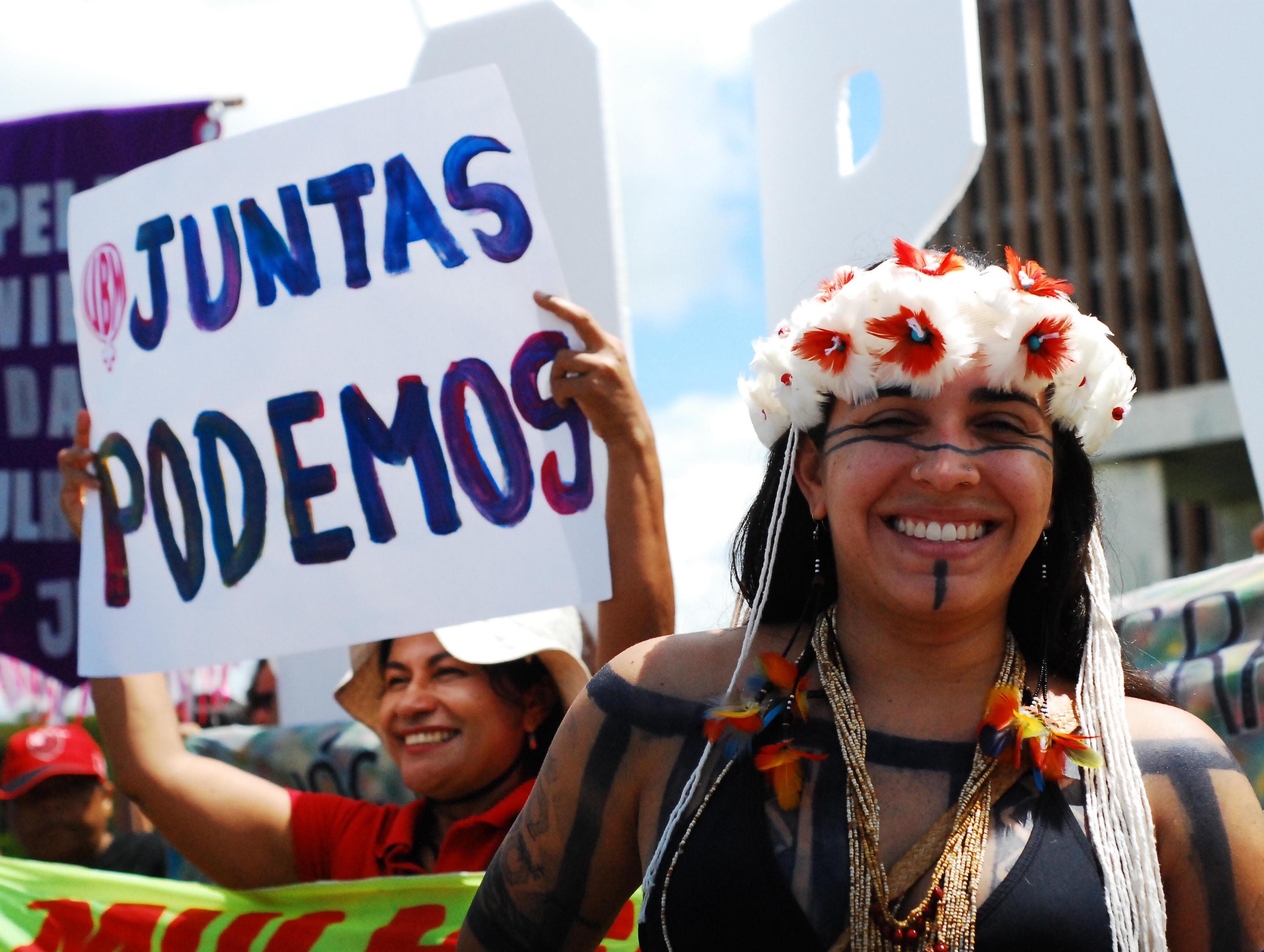 Em manifesto, 40 mil mulheres pedem impeachment de Bolsonaro