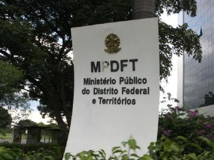 Operação investiga compra de testes de coronavírus pelo governo do DF