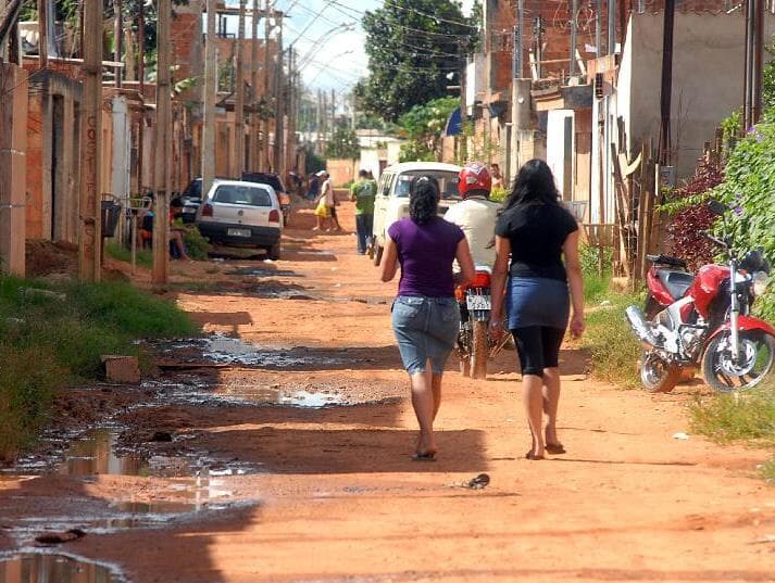 Privatização da água ou melhora do serviço? Veja o que muda com a nova lei do saneamento