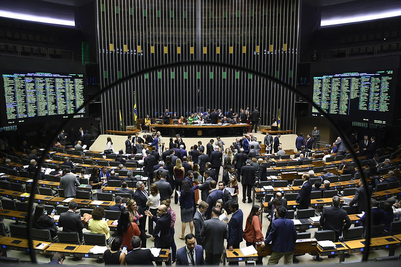 Davi Alcolumbre convoca sessão do Congresso para análise de vetos