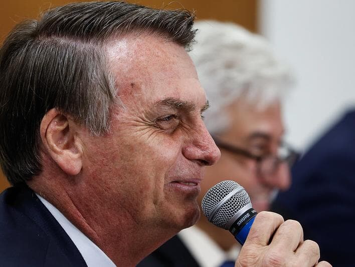 Bolsonaro é denunciado na OEA por violações sanitárias e desmatamentos