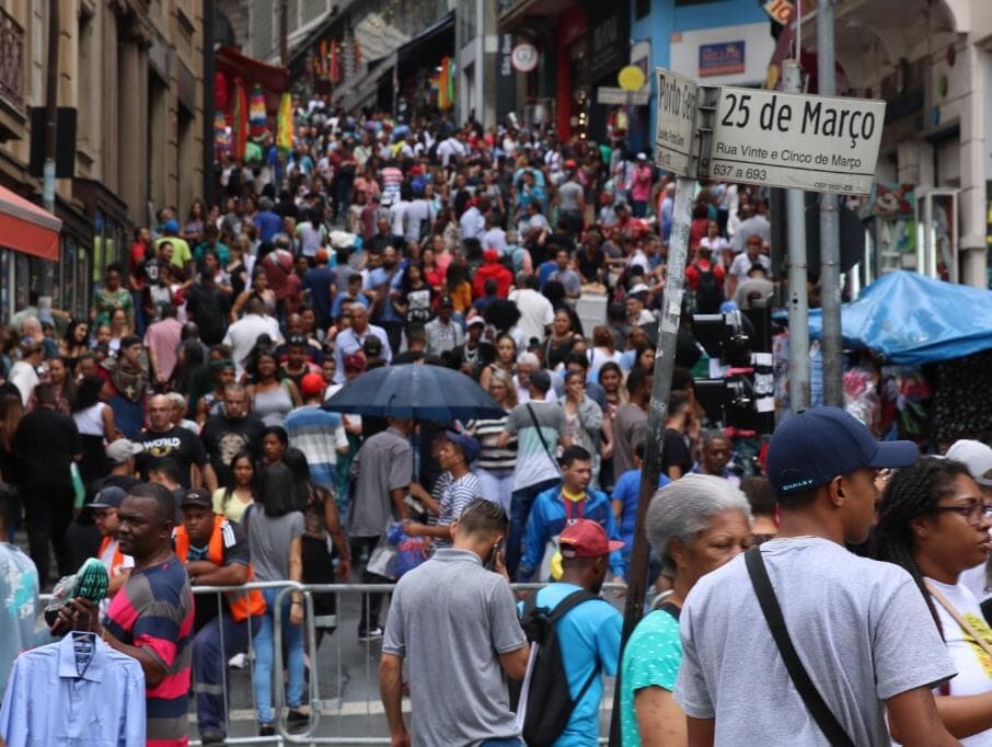 Senado vota projeto que suspende inclusão de consumidor no SPC e na Serasa