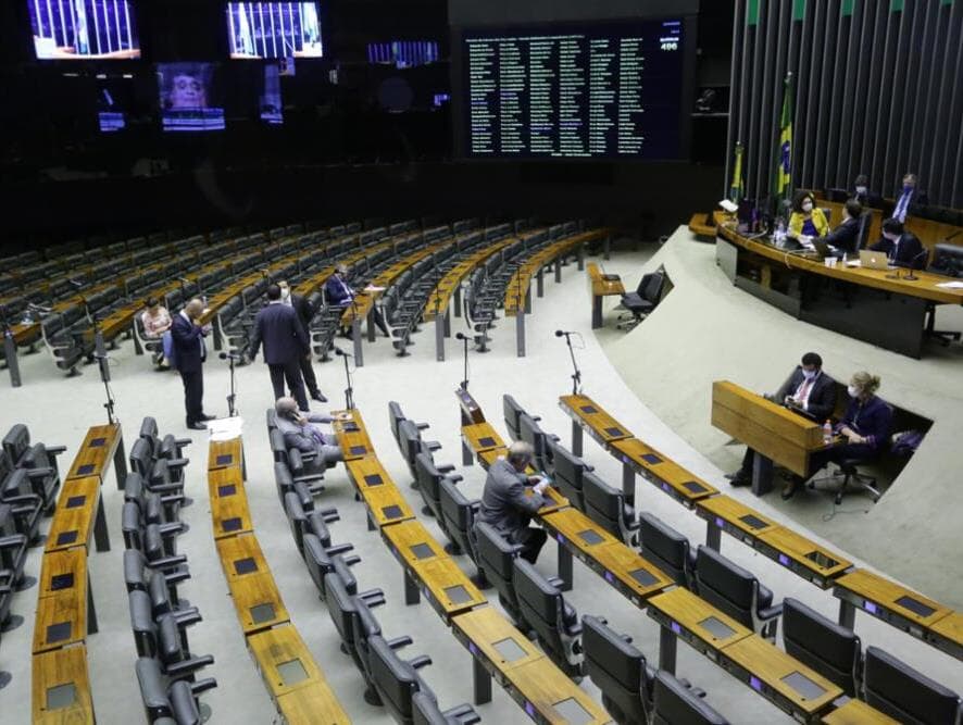 Ao vivo: Câmara vota PEC do orçamento de guerra em segundo turno