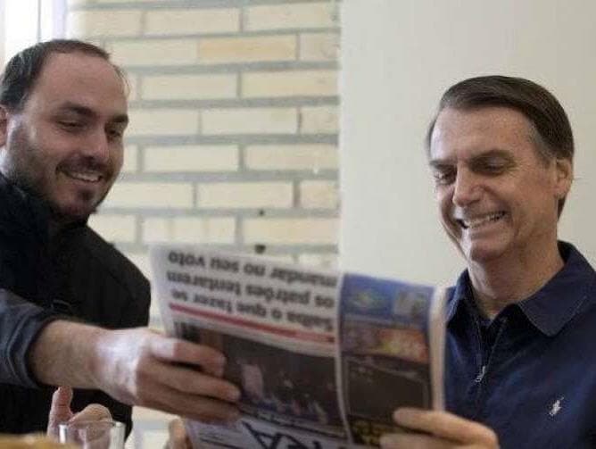 Bolsonaro pressionou Valeixo sobre investigação contra filhos, diz jornal