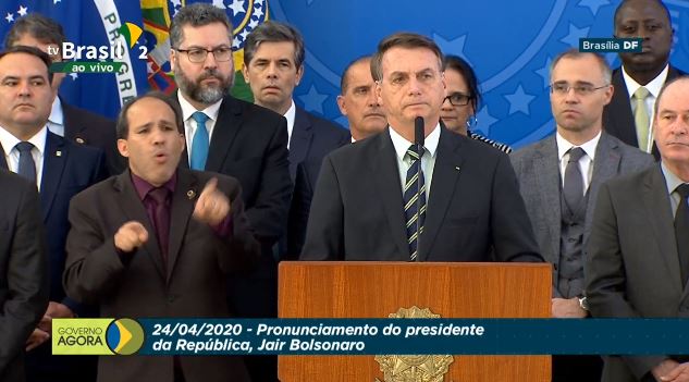 Bolsonaro acusa Moro de condicionar troca na PF a indicação ao Supremo