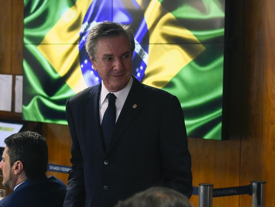 Collor alerta Bolsonaro: "Eu já vi esse filme e não foi bom"