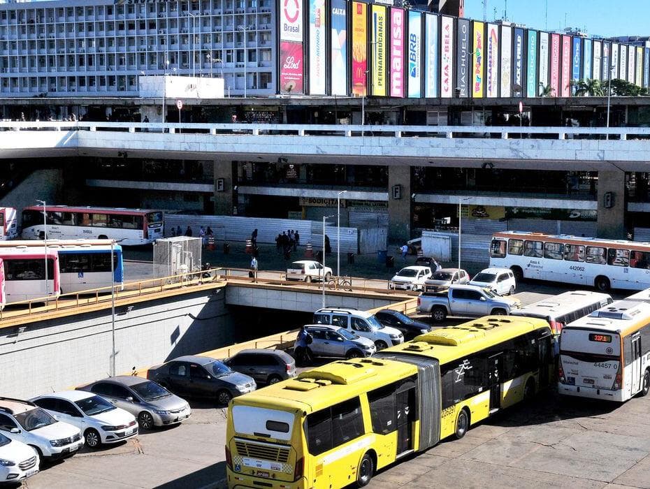 Shoppings vão reabrir no DF. Bares e restaurantes, não