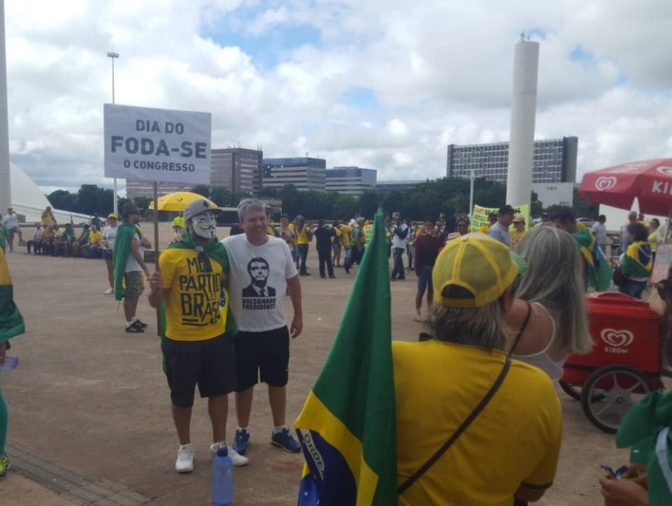 Atos pró-Bolsonaro são marcados por ataques ao Congresso e ao STF