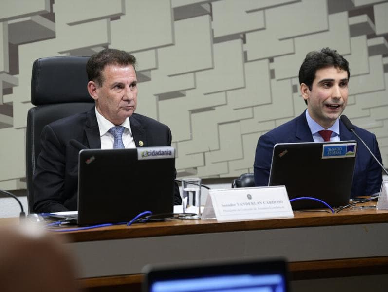 Indicado para assumir o Banco Central, Galípolo visita senadores