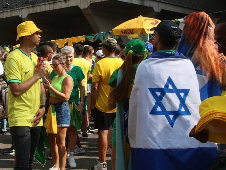 Bandeiras de Israel em ato bolsonarista preocupam entidades judaicas