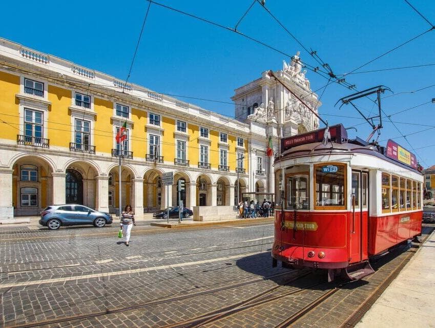 Violência e insegurança são características mais associadas a brasileiros em Portugal, aponta pesquisa