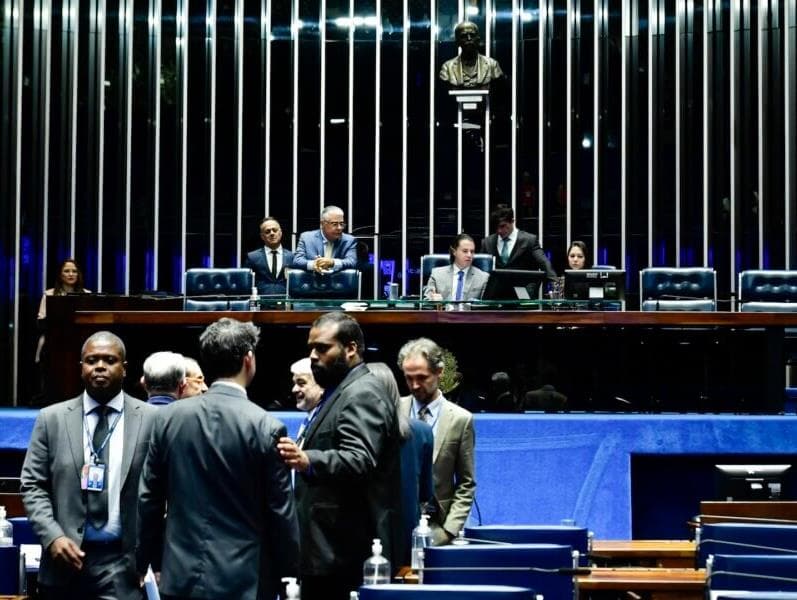 Senado vota taxação de super-ricos e apostas esportivas; acompanhe