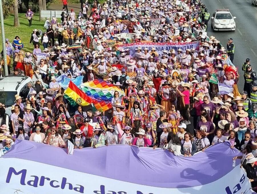 Com Lula e Janja, Marcha das Margaridas reúne multidão de trabalhadoras em Brasília