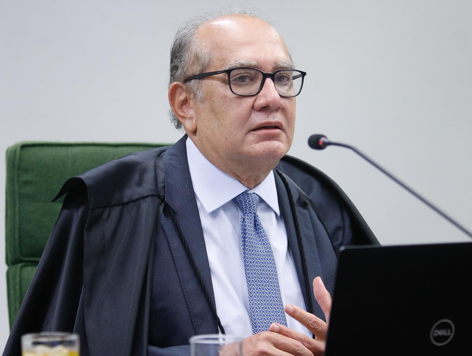 Vereador quer revogar título de Gilmar Mendes como cidadão honorário de Curitiba