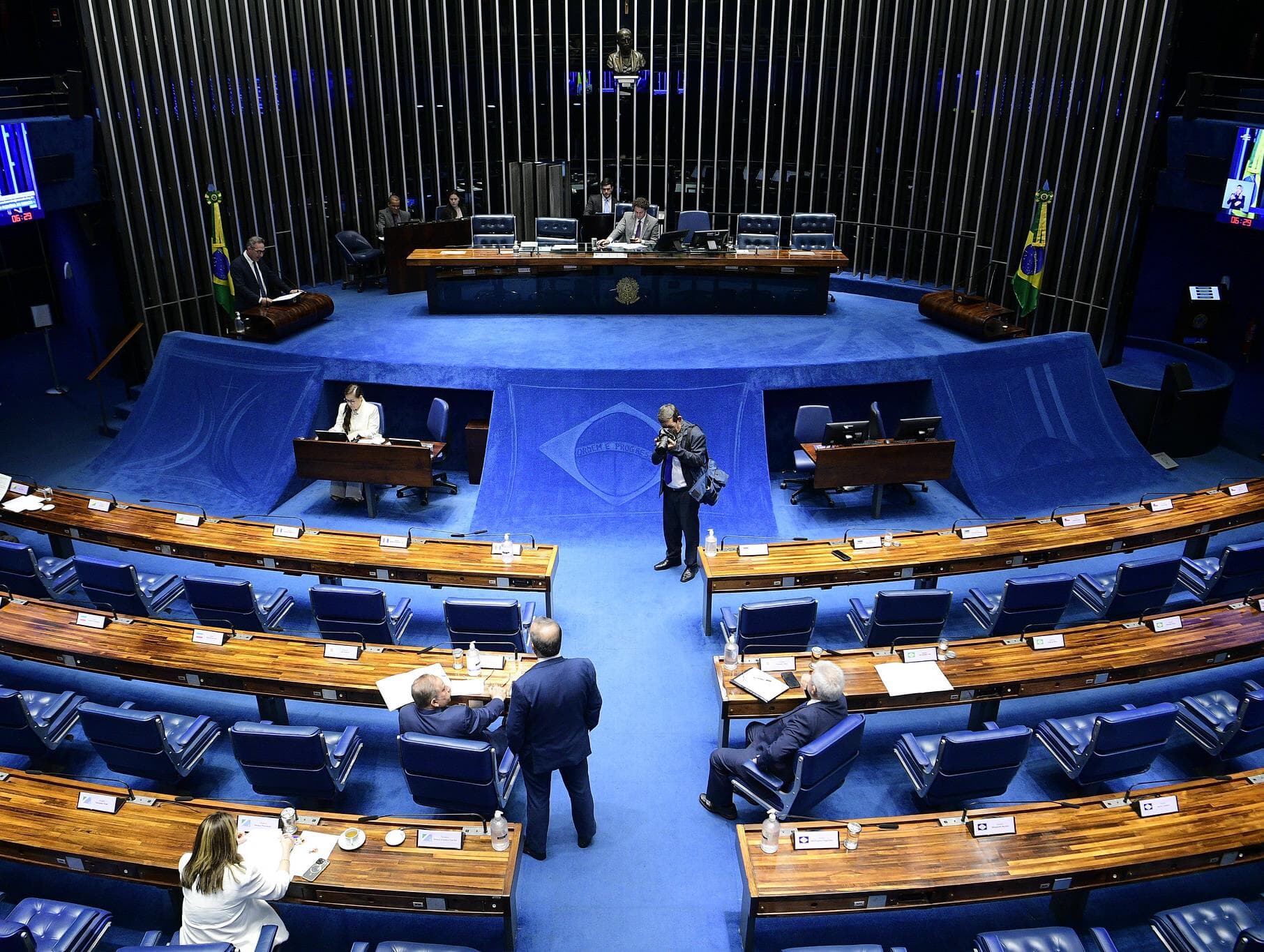 Mesmo com impasse, Senado vota medidas provisórias de Bolsonaro nesta semana