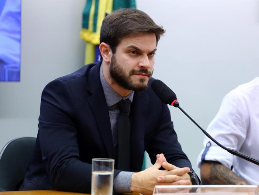 Felipe Becari propõe expropriação de propriedades com trabalho escravo