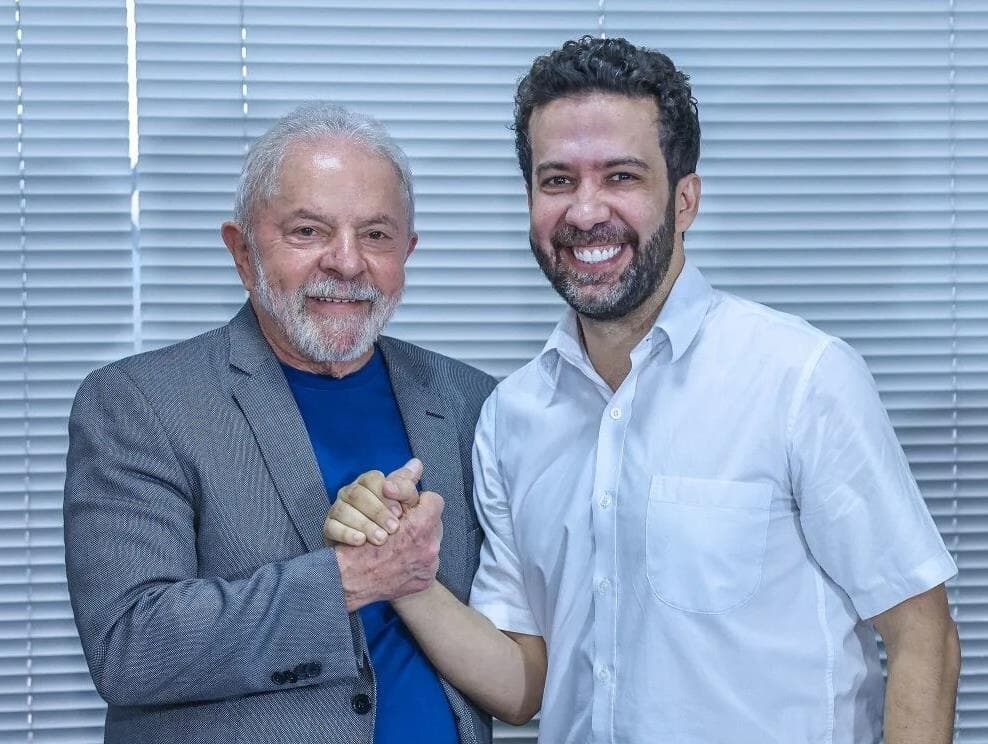 Nas redes, André Janones iguala interações ao do núcleo bolsonarista