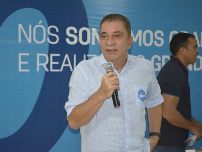 Amastha tira de Luxemburgo vaga para disputar o Senado em Tocantins