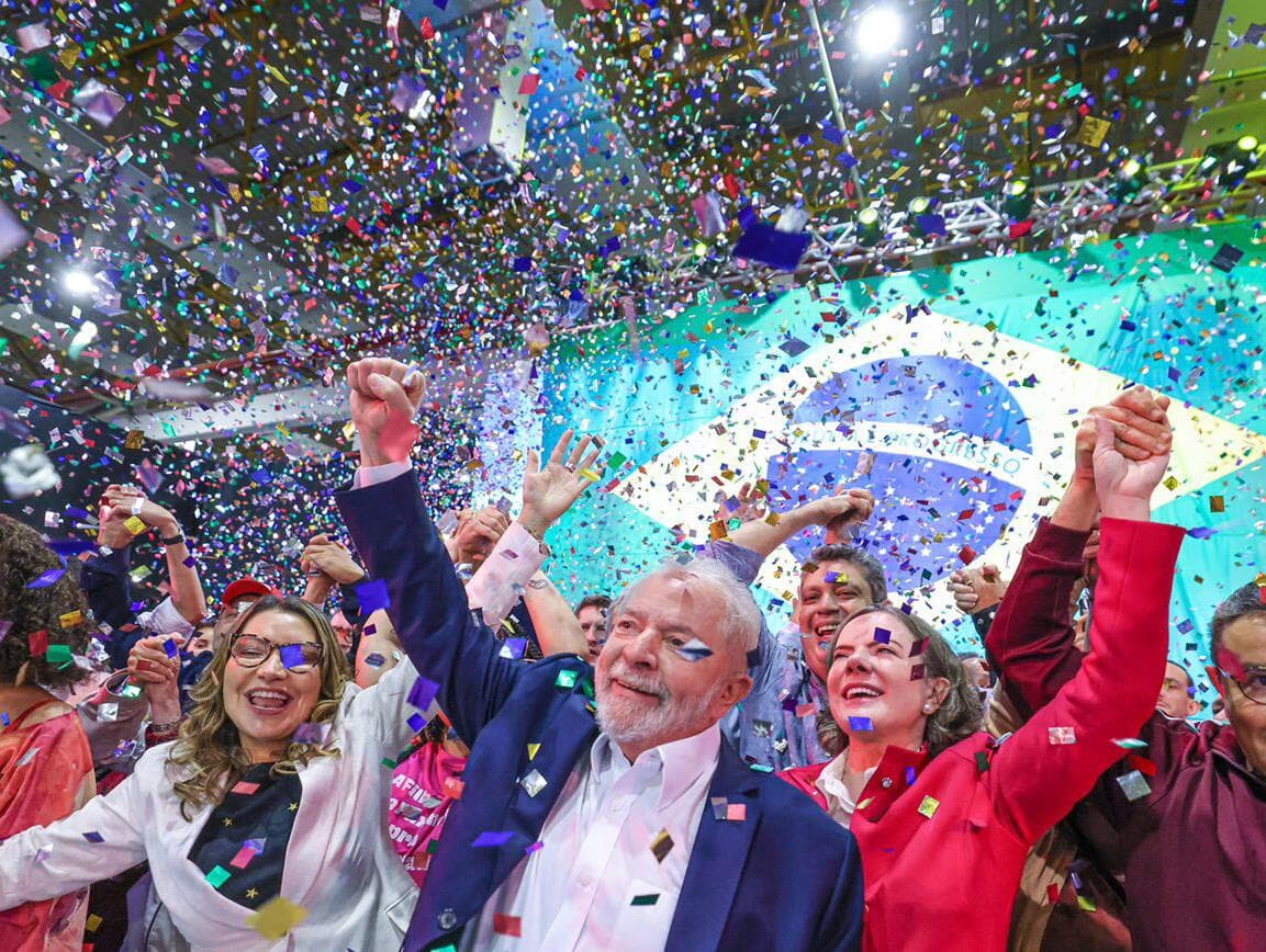 No lançamento de pré-candidatura, Lula pede união de todos os democratas