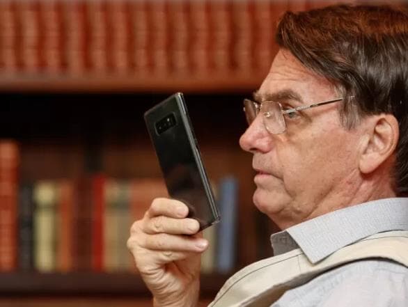 Governo recorre para liberar Telegram. Bolsonaro fala em risco de "óbito" com bloqueio