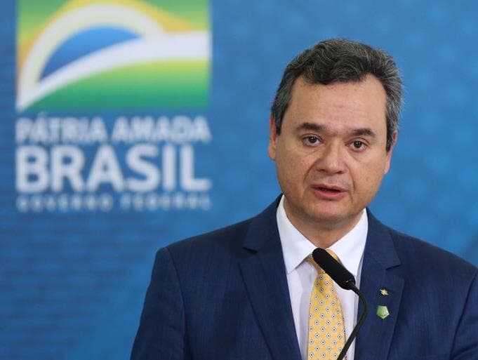 A pedido de Renan, presidente do Banco do Brasil é convocado pelo Senado