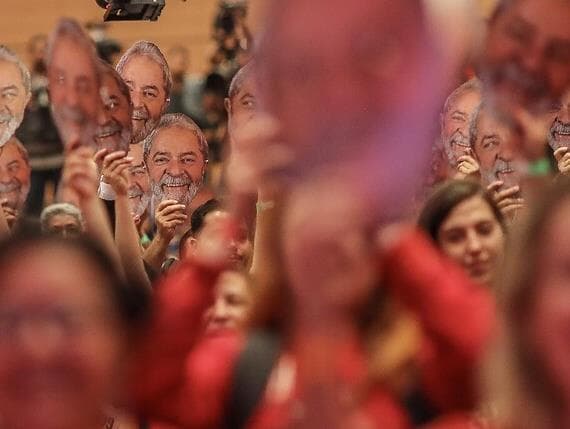 Rede condiciona federação com Psol a não exigência de apoio a Lula