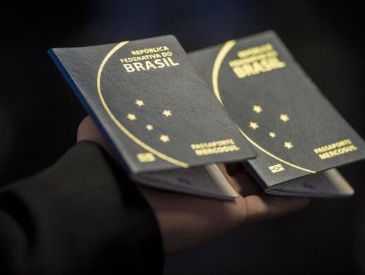 Governo exige passaporte de vacina para ingressos no Brasil. Veja as regras