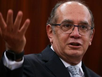 Bolsonaro se ausentou da gestão da pandemia, diz Gilmar Mendes