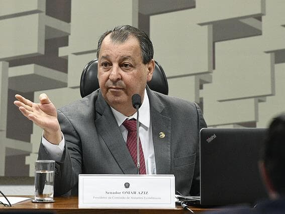 "Deixa de ser mentiroso!", diz Omar Aziz sobre repasse de verba ao Amazonas