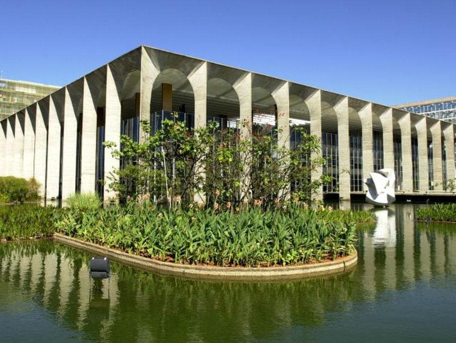 Bloqueio de sabatinas de embaixadores perdeu o sentido, avaliam senadores