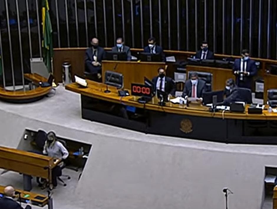 Câmara conclui votação em 1º turno da PEC Emergencial; 2º turno será nesta quinta